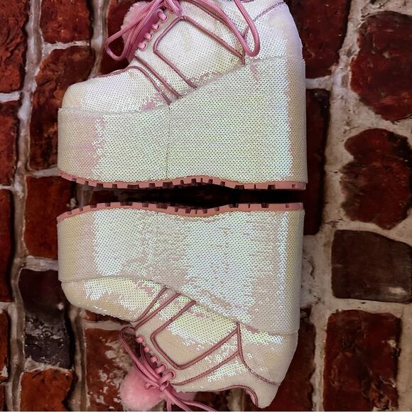NWT Sugar Thrillz opalescent sequin heart plush cascade dreams platforms Sz 7 - Picture 6 of 10